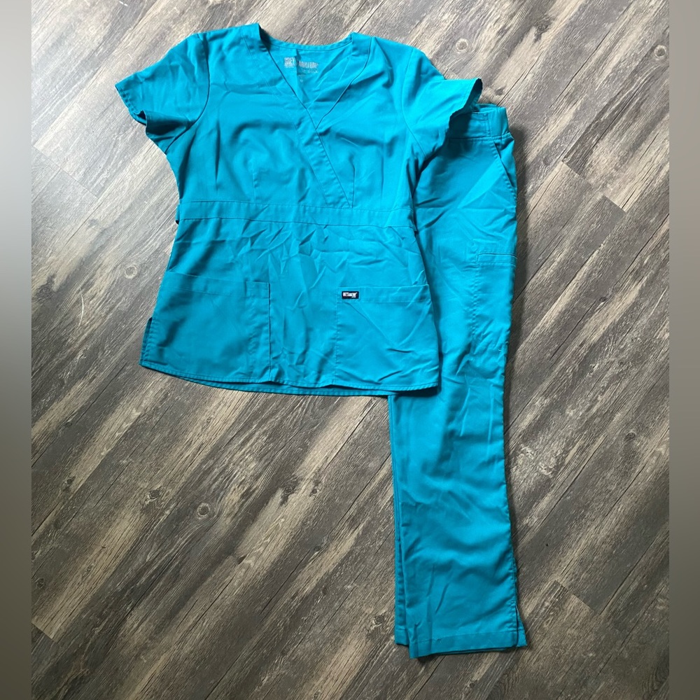 Grays Anatomy Scrub Set (Top: Medium, Bottom: Small)